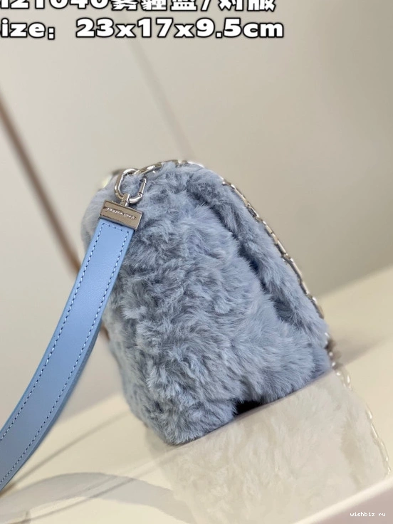 WIS MM TWIST VUITTON LOUIS 1224